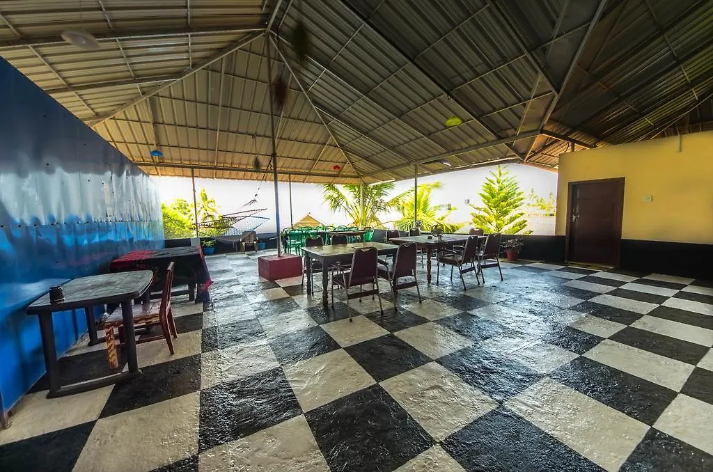 The Wind N Waves Hotel Alappuzha Guest house