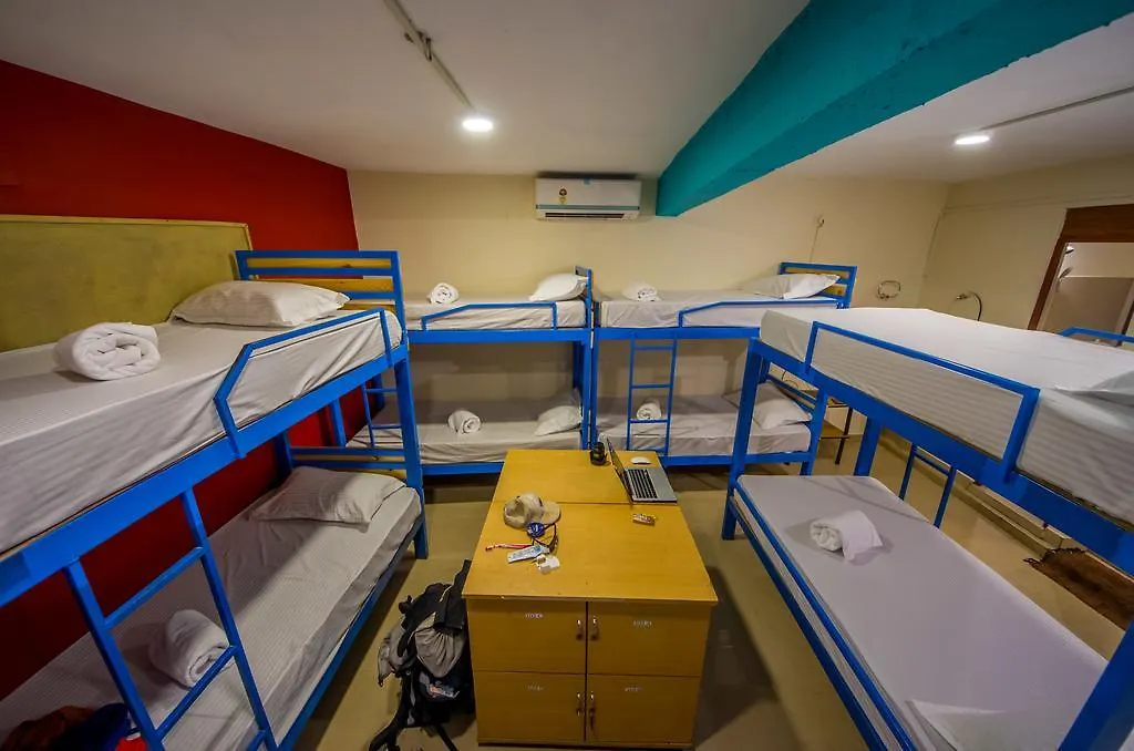 The Wind N Waves Hotel Alappuzha Guest house